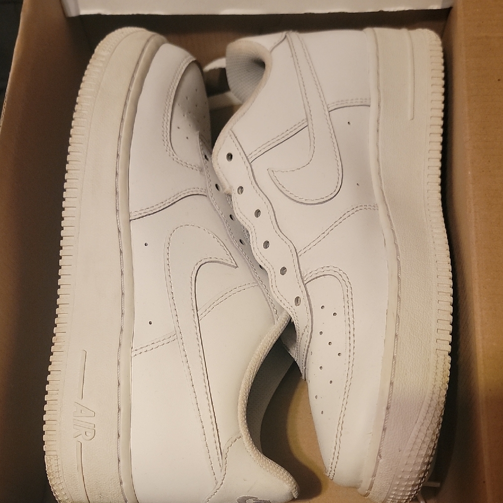 Nike Men's White Sneakers